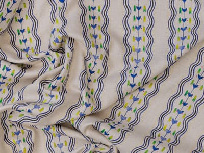 Hand-drawn stripes with breezy charm