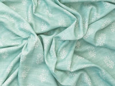 Fresh botanical stripe in blue-green