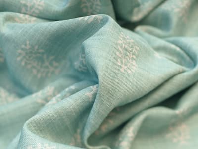 Fresh botanical stripe in blue-green