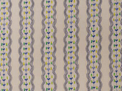 Hand-drawn stripes with breezy charm
