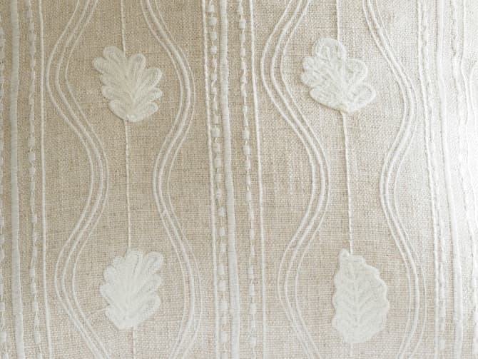 Embroidered leaves in ivory