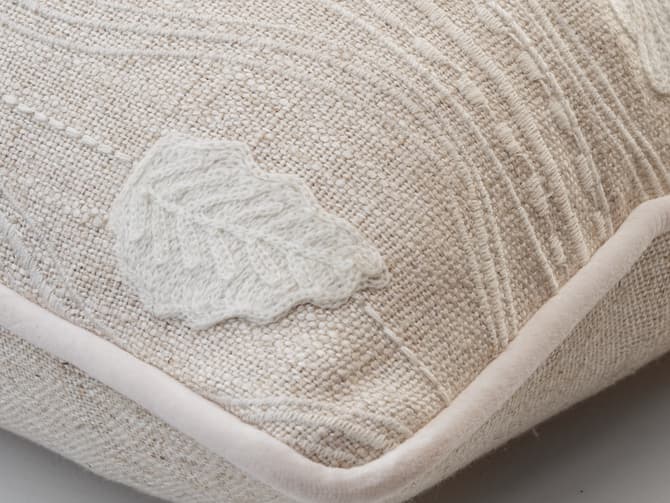 Embroidered leaves in ivory