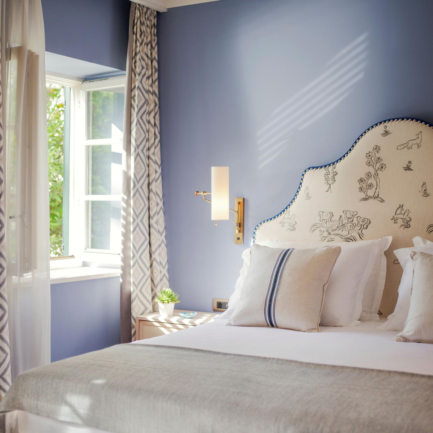 Jonty Jonty 6ft Custom Headboard - Andrew Martin