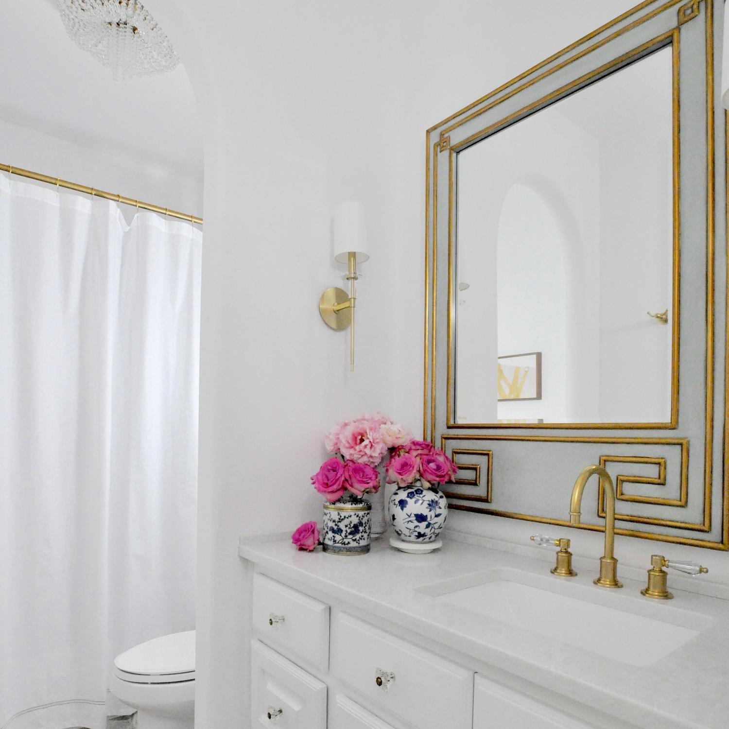 Amherst Wall Light Single Wall Light Brass - Andrew Martin