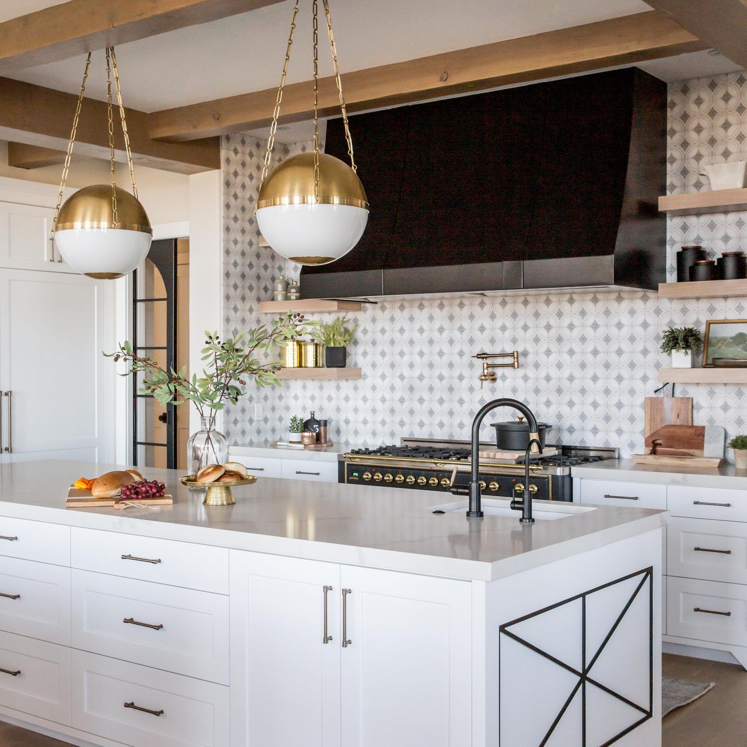 Sphere Large Light Large - Andrew Martin