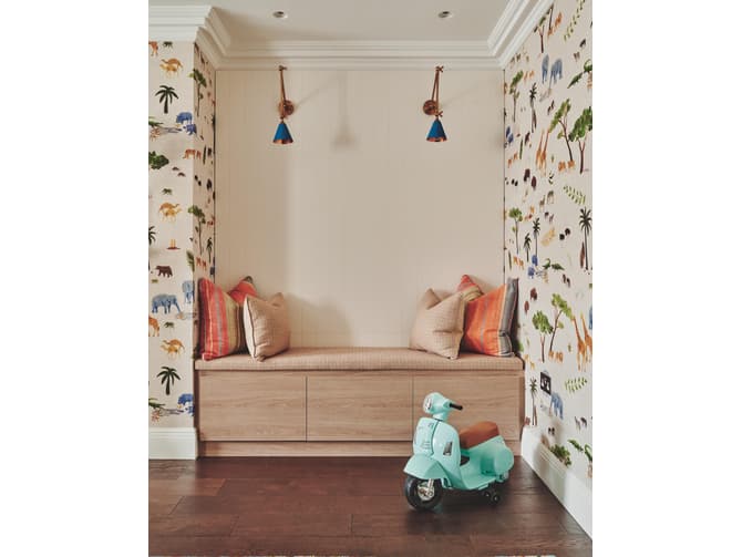 Livingwalls Non-woven Wallpaper «Uni, Metallic, Orange, Yellow» 381994 - Perth Wallpaper