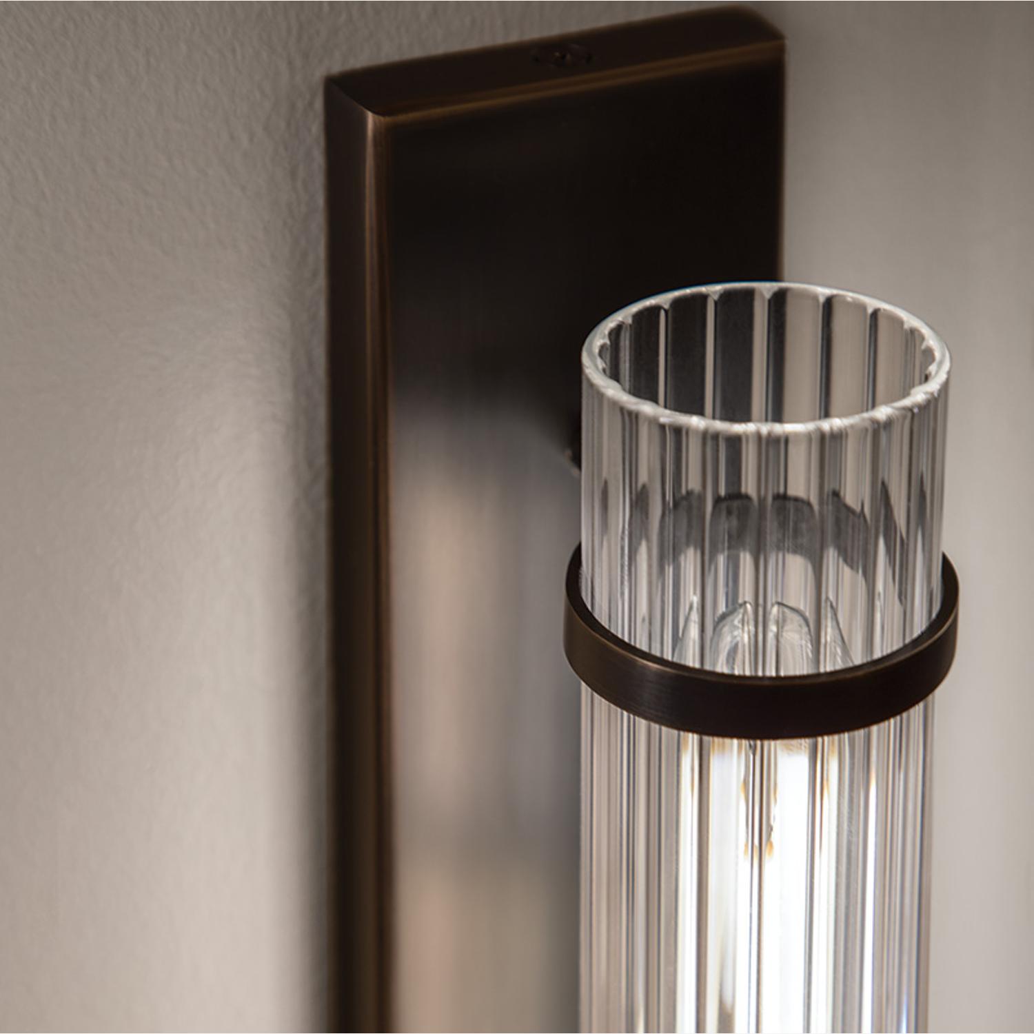 Shaw Wall Light Bronze Wall Light Old Bronze - Andrew Martin