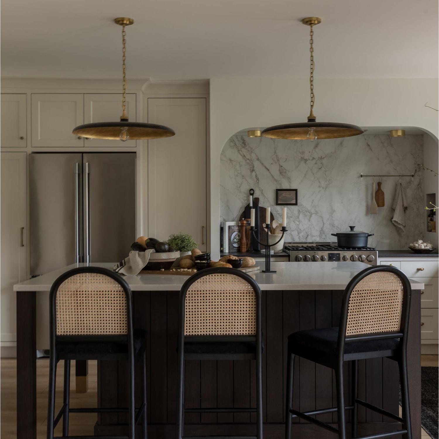 Piatto Pendant Brass Pendant Light Hand-rubbed Antique Brass - Andrew Martin