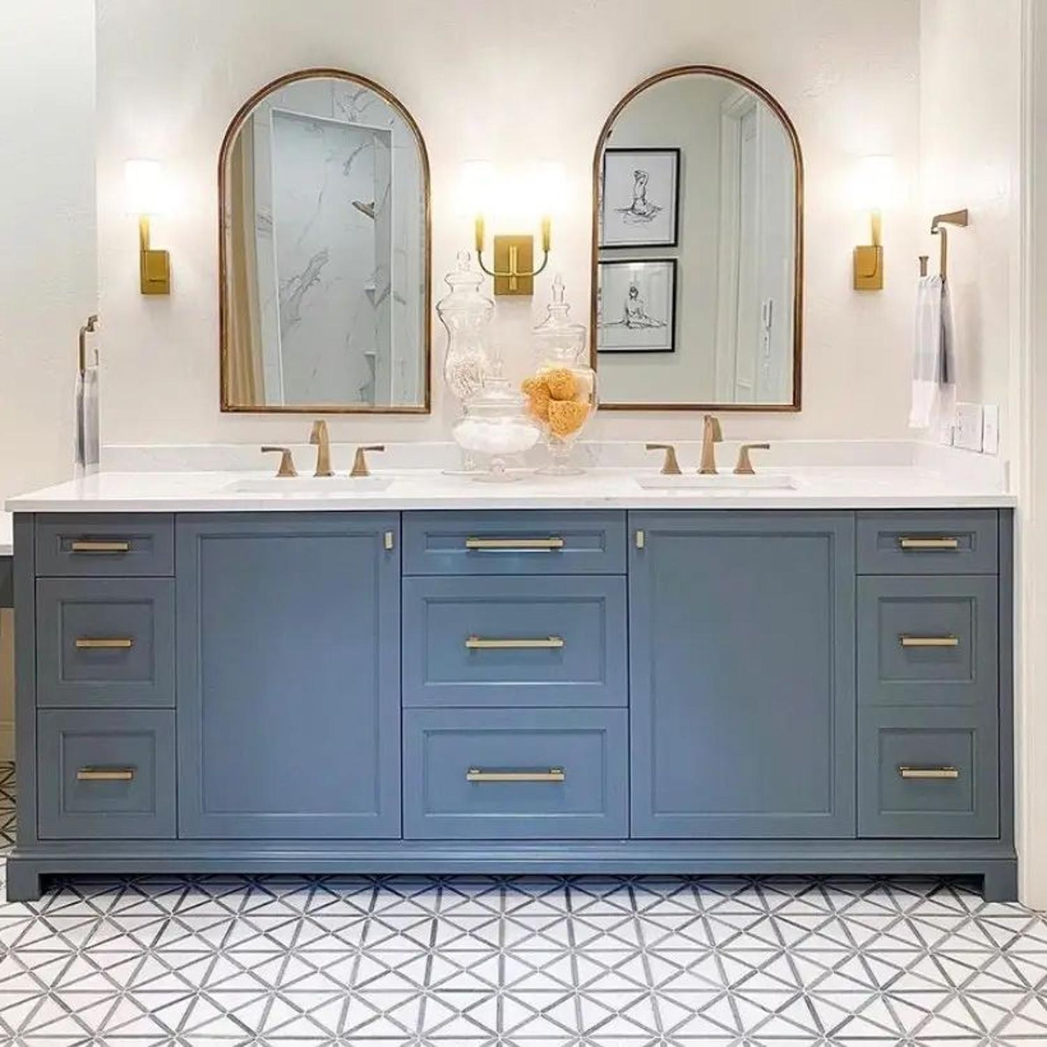 Brianna Single Wall Light Brass Wall Light Burnished Brass - Andrew Martin