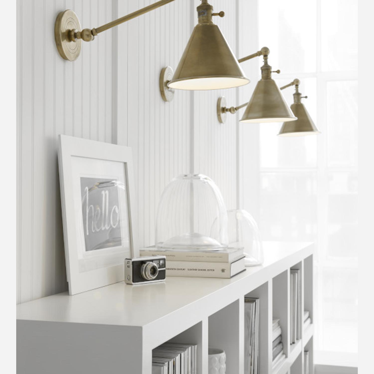 Boston Wall Light Brass Wall Light Hand-rubbed Antique Brass - Andrew Martin