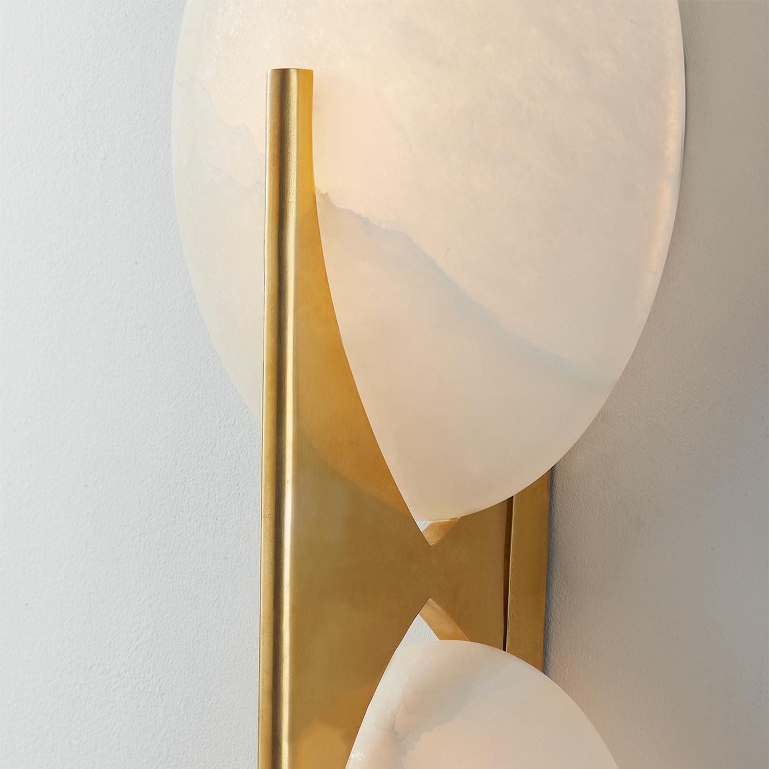Asteria Wall Light Light Brass - Andrew Martin