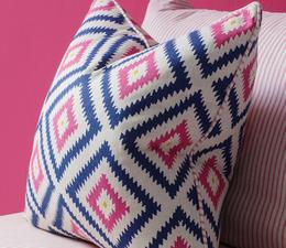 glacier_paradise_cushion_lifestyle