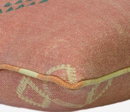 Kasbah_Pink_Cushion_2_Detail
